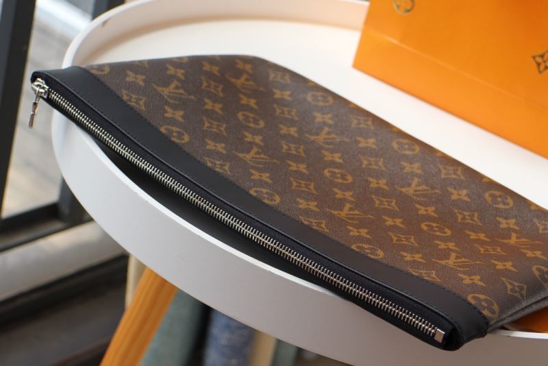 Louis Vuitton Clutch Bags